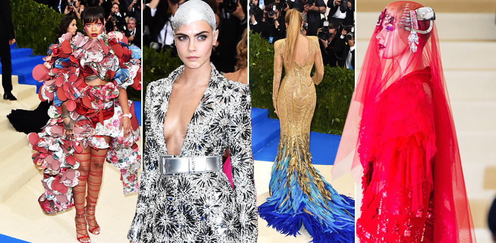 da sinistra a destra: Riahnna in Comme des Garçons, Cara Delevingne in Chanel, Blake Lively in Versace, Katy Perry in Maison Margiela.
